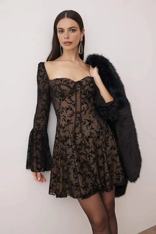 Sweetheart Neck Lace Mini Evening Dress - WOVCOR