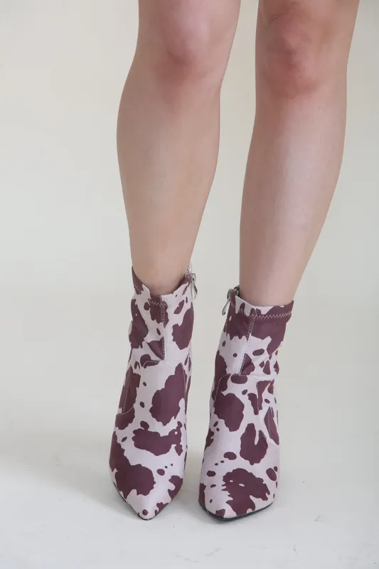 Chunky Heel Ankle Western Boots - Femme Luxe