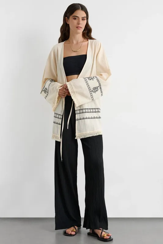 Abstract Bell Sleeves Tie Front Kimono - Hiccup