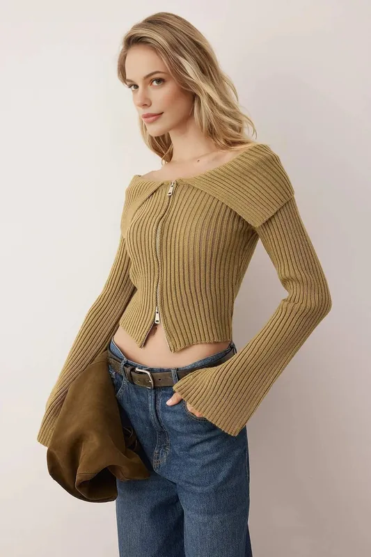 Ribbed Knit Cardigan With Fold Collar And Zip Front - WOVCOR