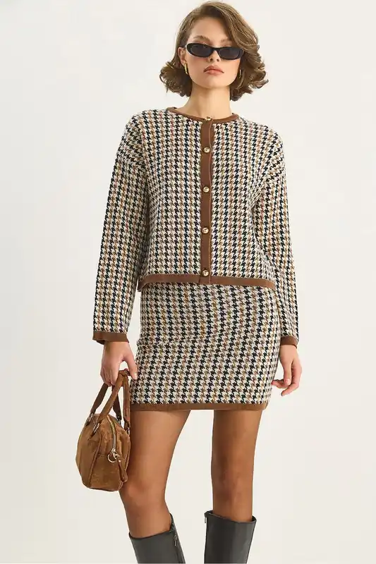 Crowbar Patterned Knitwear Two-Piece Set with Cardigan and Skirt
