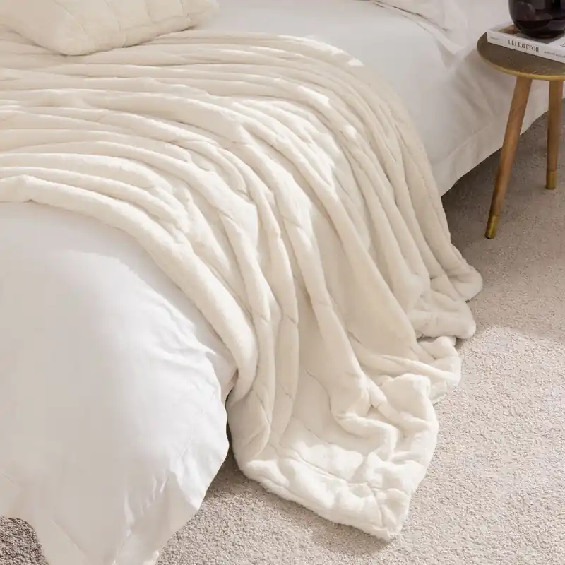 Empress Alaskan Faux Fur Throw - Paoletti