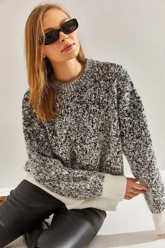 Oversized Patterned Crew Neck Sweater - Bianco Lucci