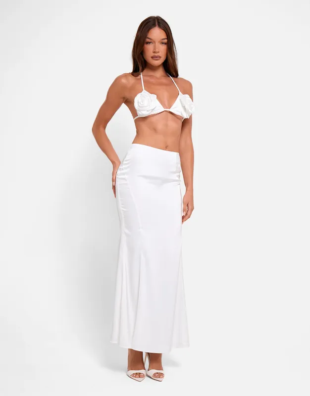 Contour Fishtail Maxi Skirt White - Public Desire