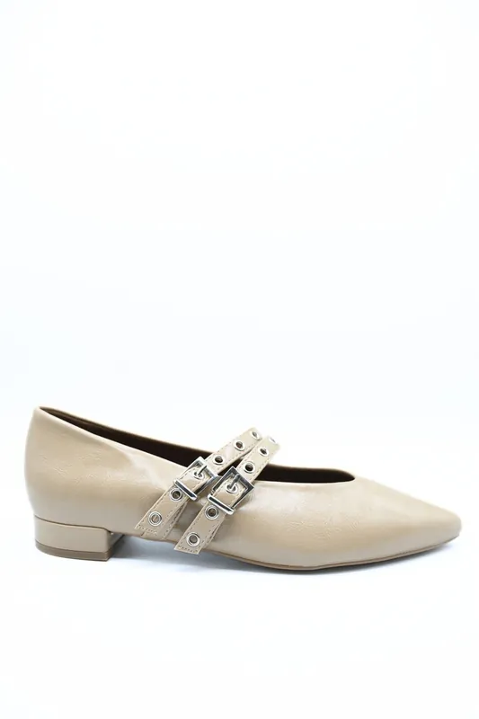 Caryn Low Heel Double Buckle Eyelet Strap Pointed Flat Shoes - IKRUSH