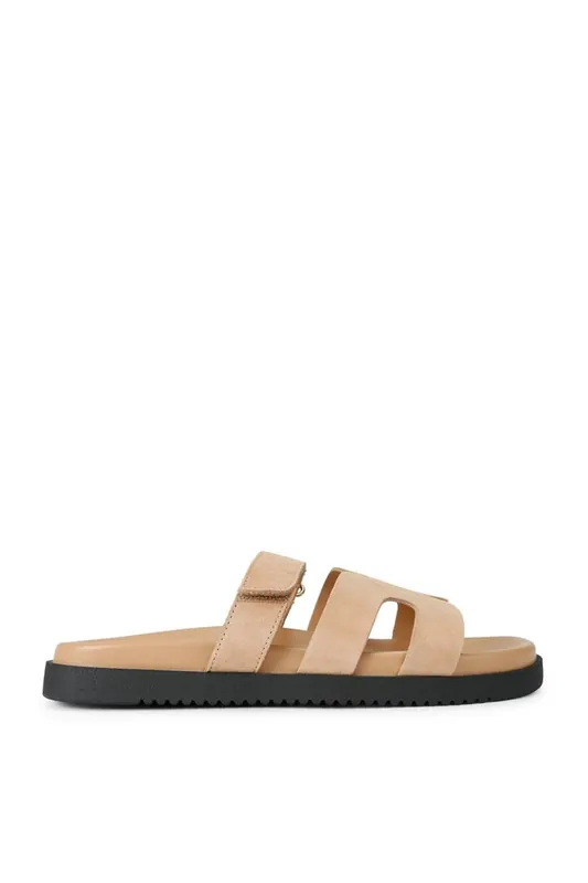Missile 295' Suede Sandals - STEVE MADDEN