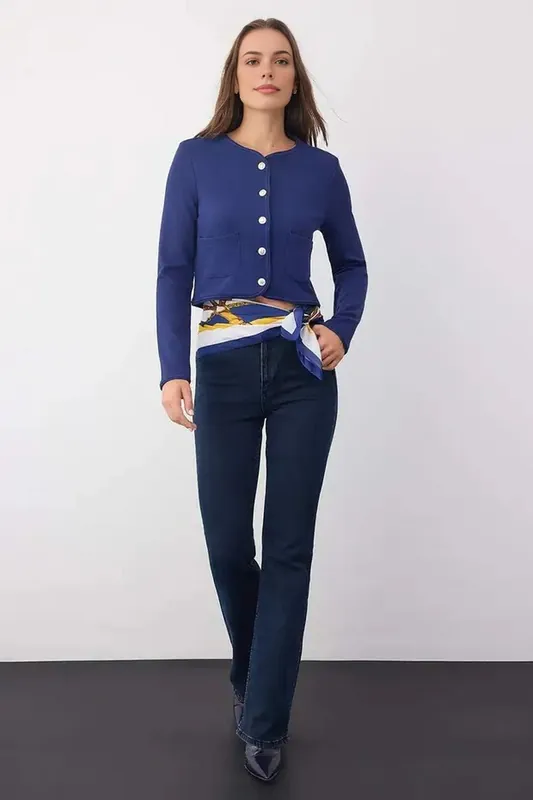 Women’s Plain Button Front Cropped Knitted Jacket - WOVCOR