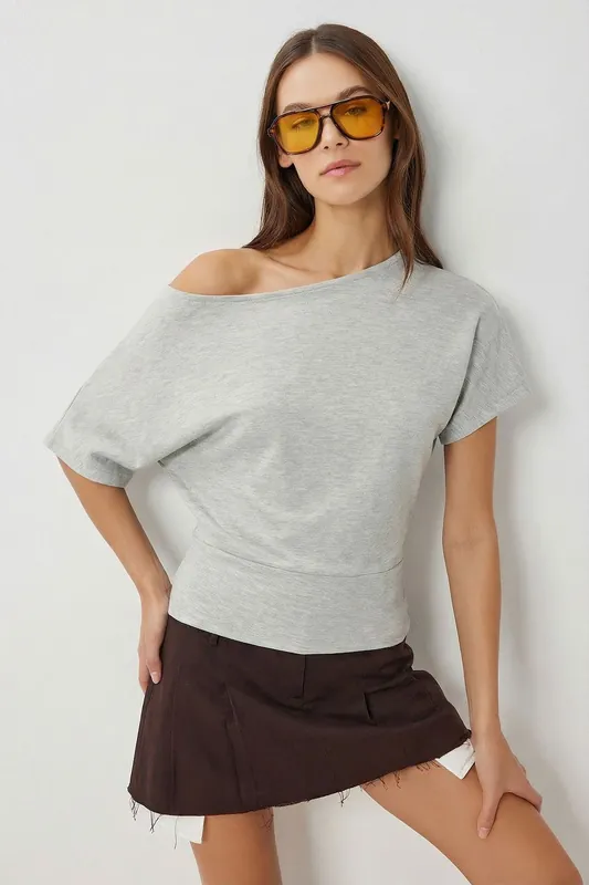 Off Shoulder Knitted Blouse - Happiness Istanbul
