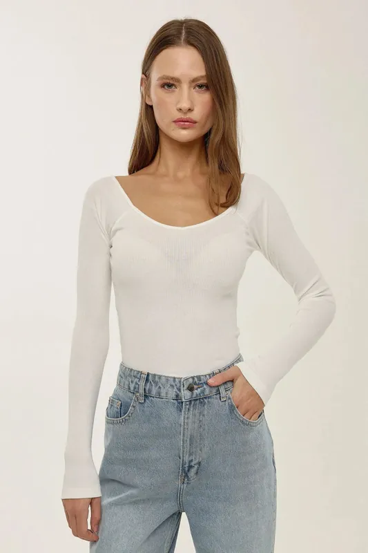 Ribbed Slim-Fit Long-Sleeve U-Neck Blouse