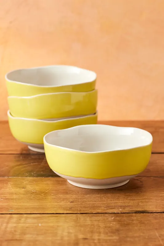 Big Love Brilliant Bowls, Set of 4 Yellow Stoneware Cereal Bowls, 16cm - Jamie Oliver