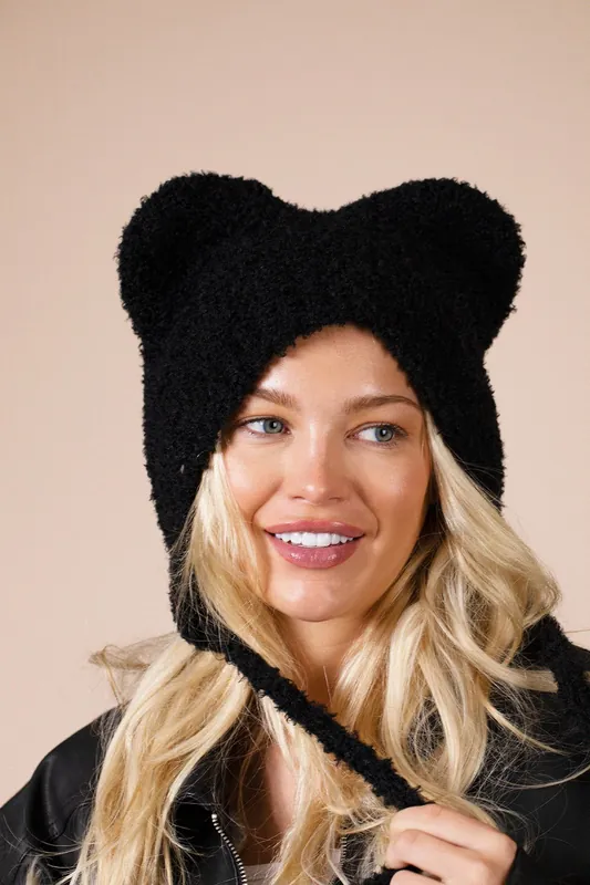 Beanie With Animal Ears - SVNX