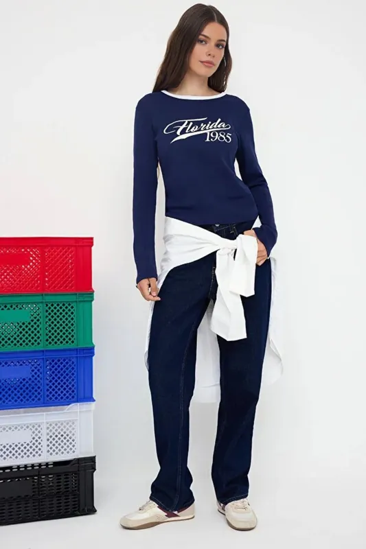 Long Sleeve Crew Neck Slogan Print Knit T-Shirt