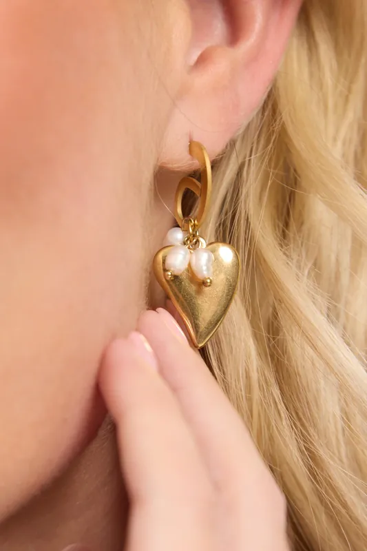 Golden Heart Pearl Drop Earrings - Liquorish