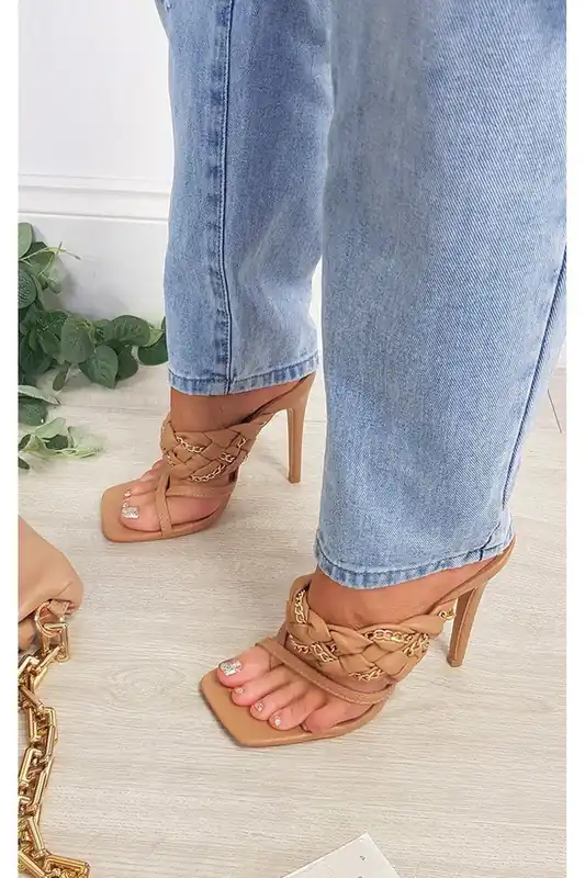 Ashley Braided Slip On Mule With Chain Detail - IKRUSH