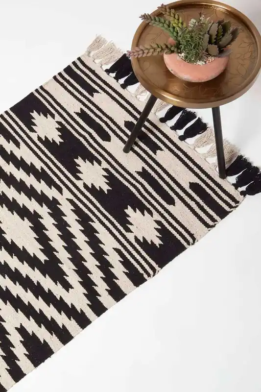 Dinan Black & White Kilim Runner Cotton Rug 66 x 200 cm - Homescapes