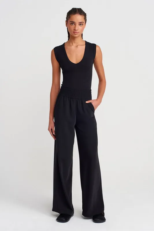 Women's Wide-Leg Crepe Trousers