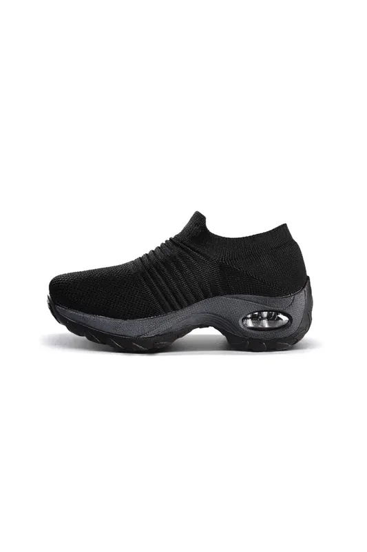Breathable Lightweight Slip-on Sneakers