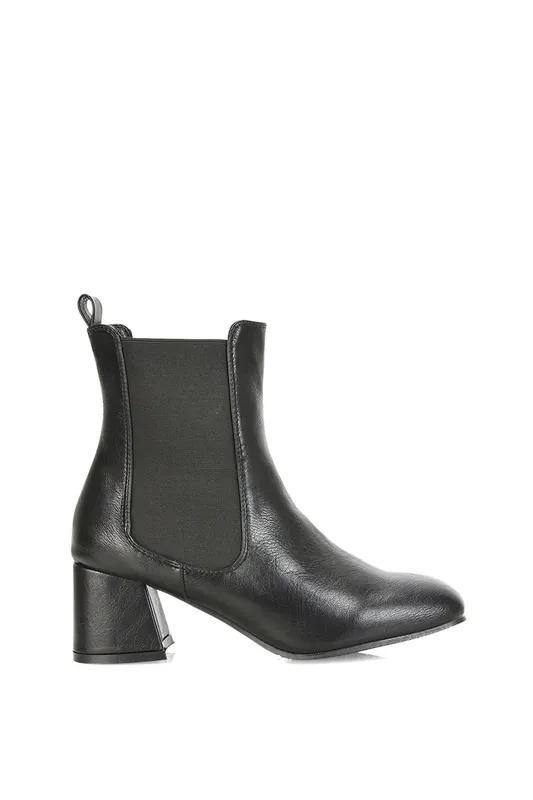 Luca' Square Toe Pull On Mid Block Heel Chelsea Boots - XY London