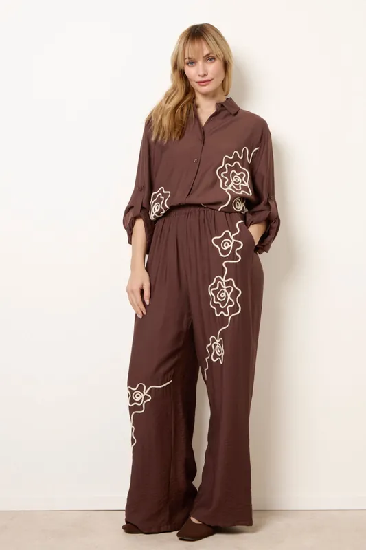 Brown Floral Embroidery Trousers - Blue Vanilla