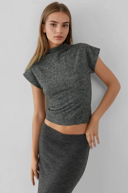 Textured Crew Neck Sleeveless Top - Hiccup