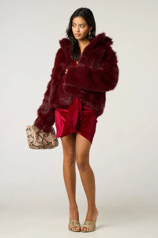 Wine Soft Faux Fur Warm Short Jacket - Femme Luxe