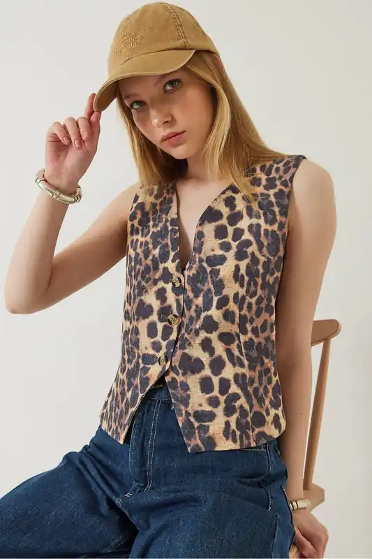 Leopard Print V-Neck Buttoned Waistcoat
