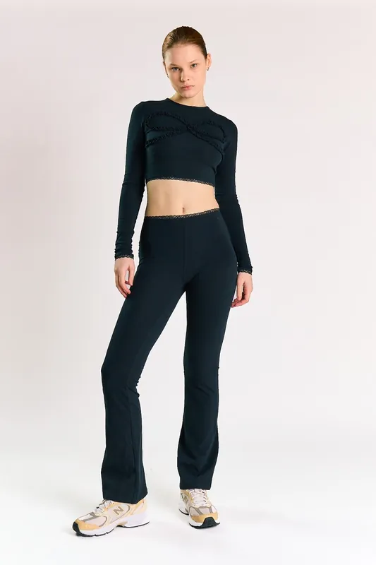 Long Sleeve Lace Crop Top - Shnoo