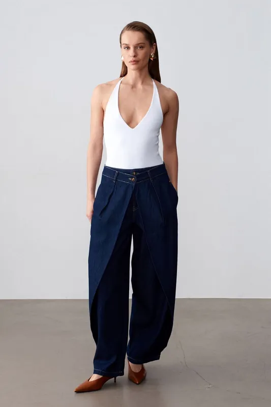 High-waist Wide-leg Denim Jeans