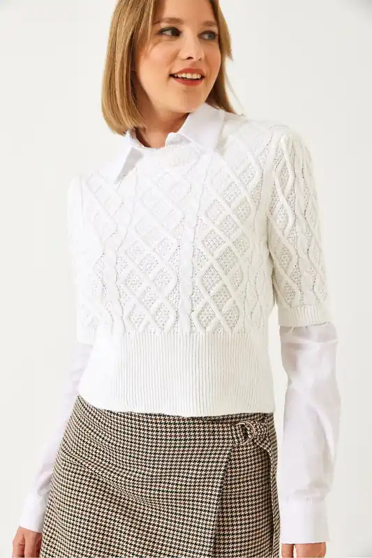 Textured Knitwear Crop Sweater with Shirt Collar - Bianco Lucci