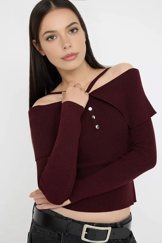 Carmen Halter Neck Knit Sweater - WOVCOR
