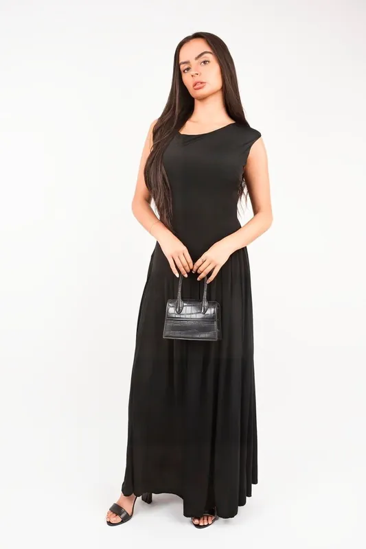 Tylah Short Sleeve Pleated Relaxed Maxi Dress - IKRUSH
