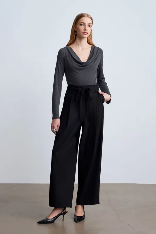 Women's Wide-Leg Crepe Trousers