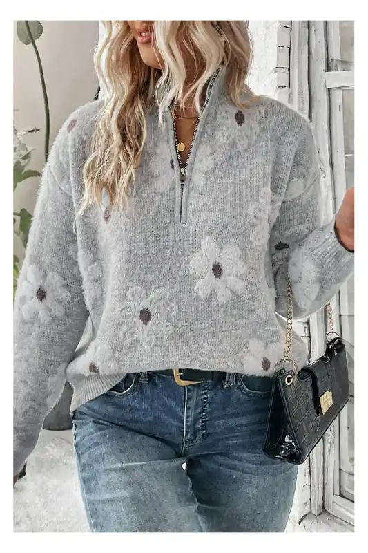 Fuzzy Daisy Halfzip Pullover - Everyday The Label