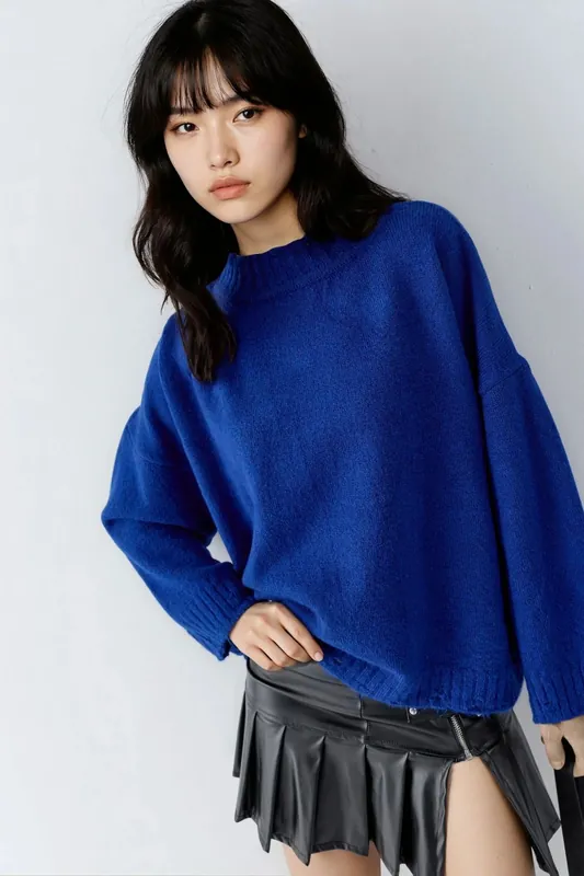 Oversized Textured Knit Sweater with Crew Neck - MyFashion
