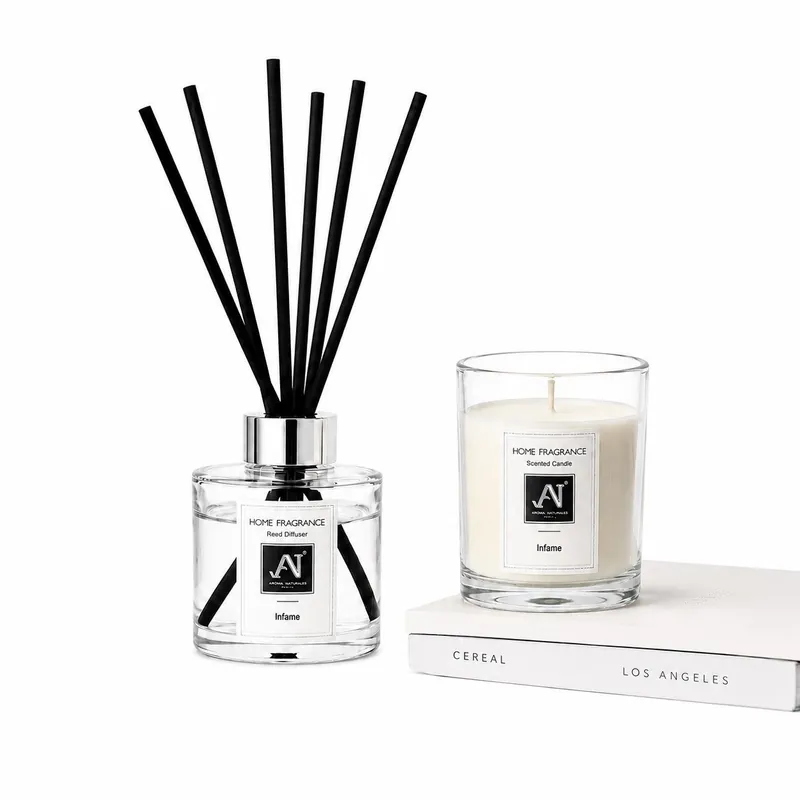 Minimalist Luxe Candle & Reed Diffuser Gift Set Infame Scent - Aroma Naturals