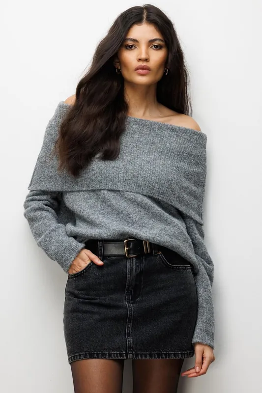 Oversized Ribbed Knitwear Blouse with Madonna Collar - MixRay