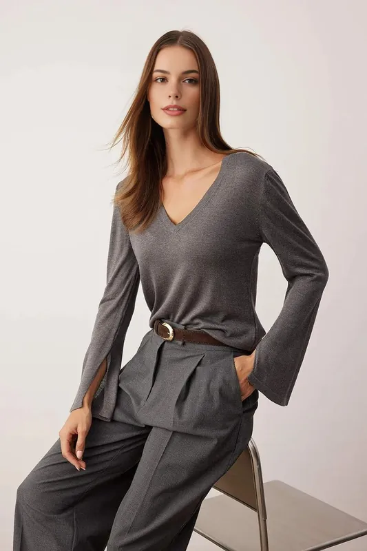 Lightweight V-Neck Fine Knit Jumper