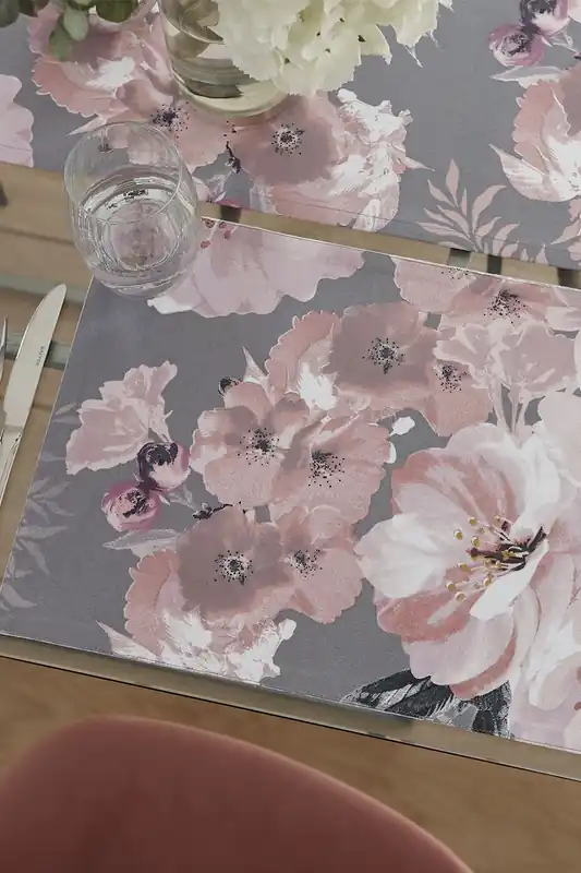 'Dramatic Floral' Place Mat Pair - Catherine Lansfield