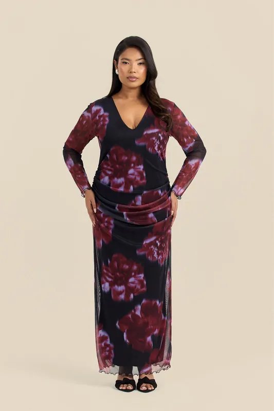 Curve V Neck Ruched Midaxi Dress In Statement Floral - FASHION-SZN