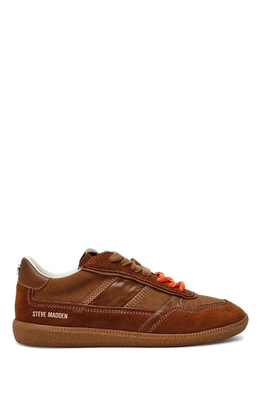 August 2 748' Trainers - STEVE MADDEN