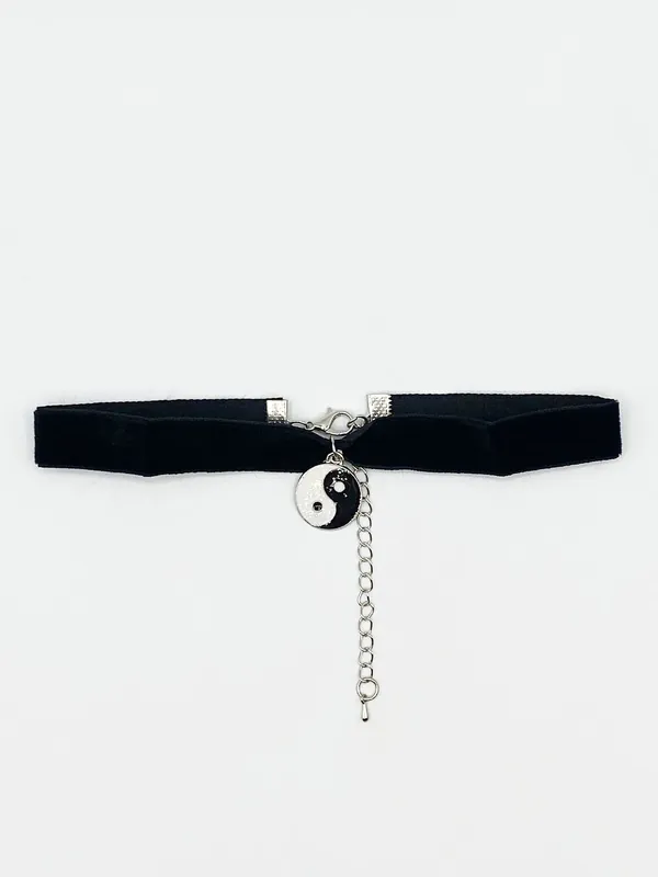 Black Faux Velvet Choker Necklace with Ying Yang Charm - SVNX