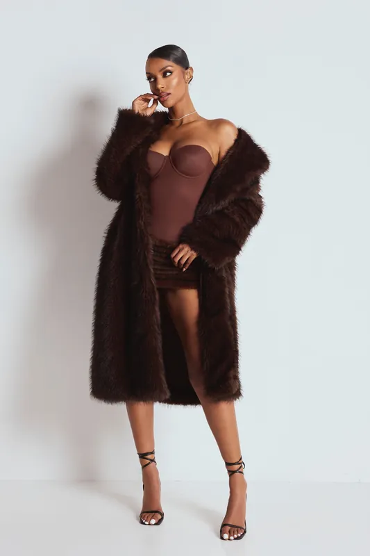 The Brown Fur Coat - LEMONLUNAR