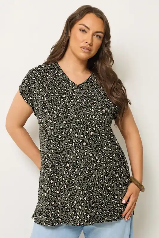 Leopard Stud Pocket T-Shirt