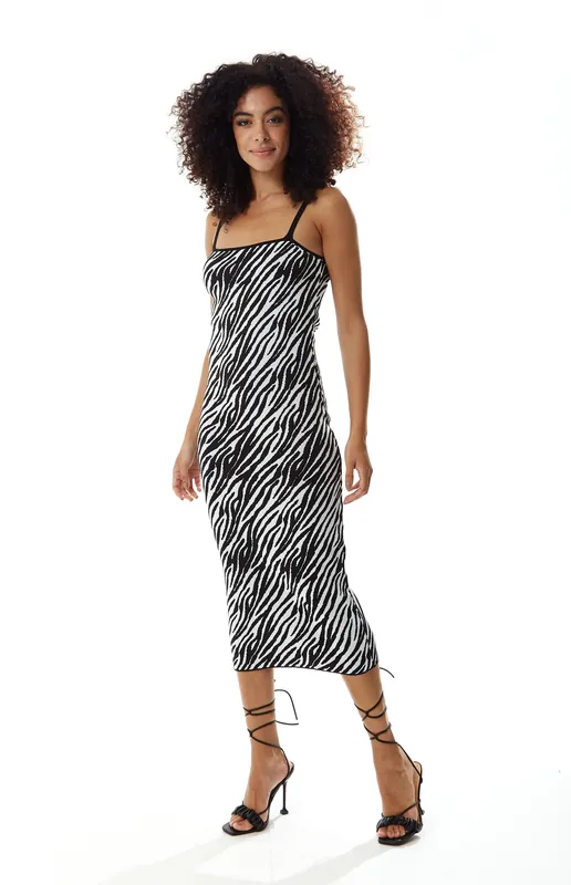 Knitted Dress in Black and White Zebra Pattern - Liquorish