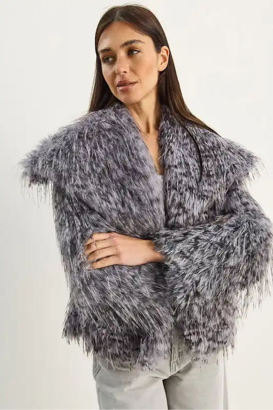 Oversized Leopard Print Faux Fur Coat - Bianco Lucci