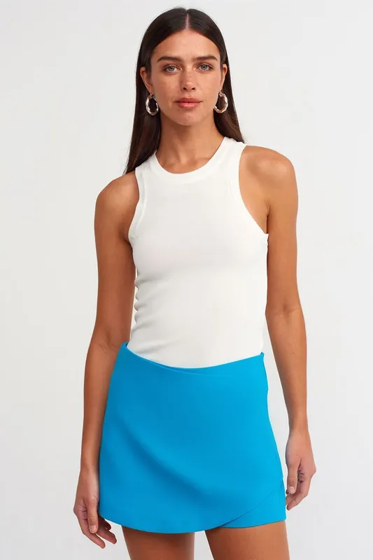 Ribbed Sleeveless Slim-Fit Blouse