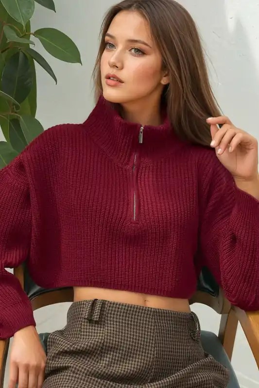 Thick Knitwear Crop Sweater with Zipper Collar - Hiccup
