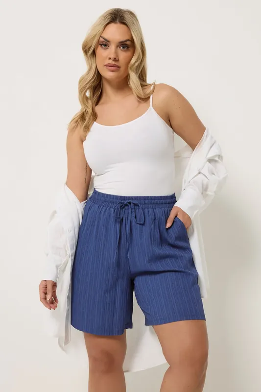 Textured Woven Shorts - Yours