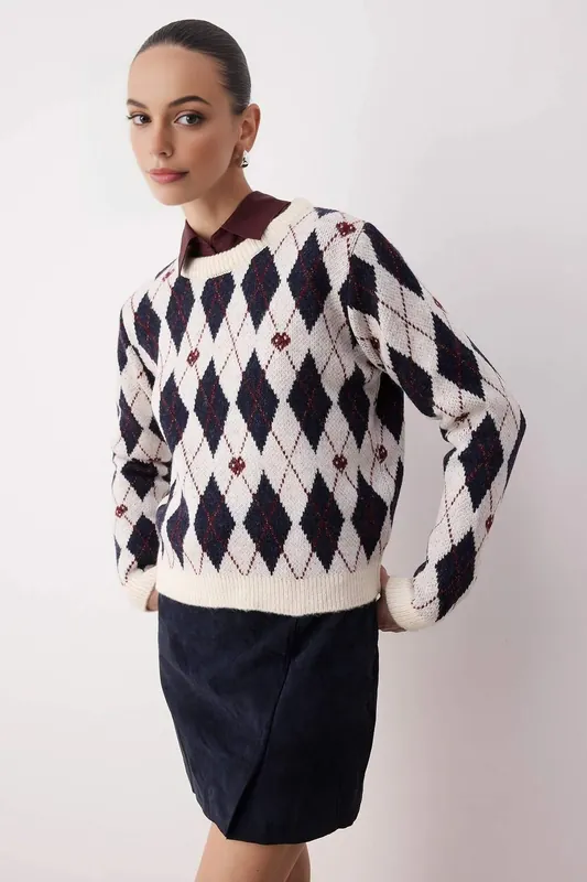 Argyle Pattern Glitter Knit Crew Neck Jumper - WOVCOR