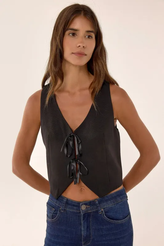 Button Detail Crop Sweater Vest - Hiccup